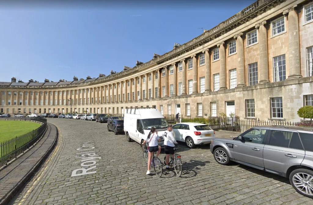 royal-crescent-bath