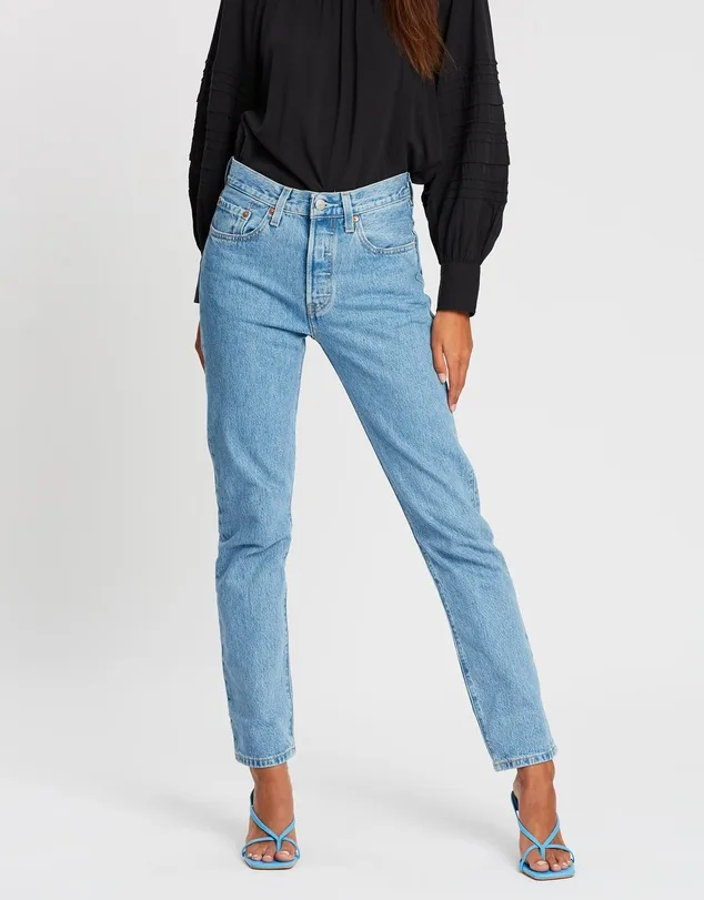 levis-501-blue-jeans