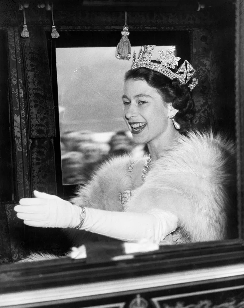 queen-coronation