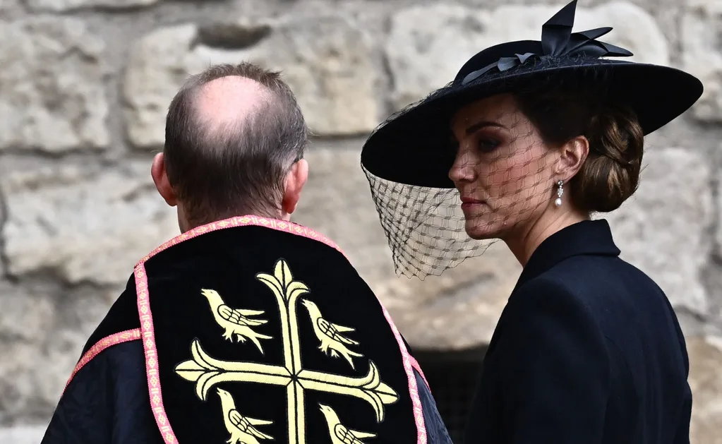 kate-middleton-queen-funeral