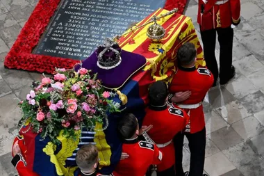 The Touching Nod To Prince Philip In Queen Elizabeth II’s Funeral Flowers