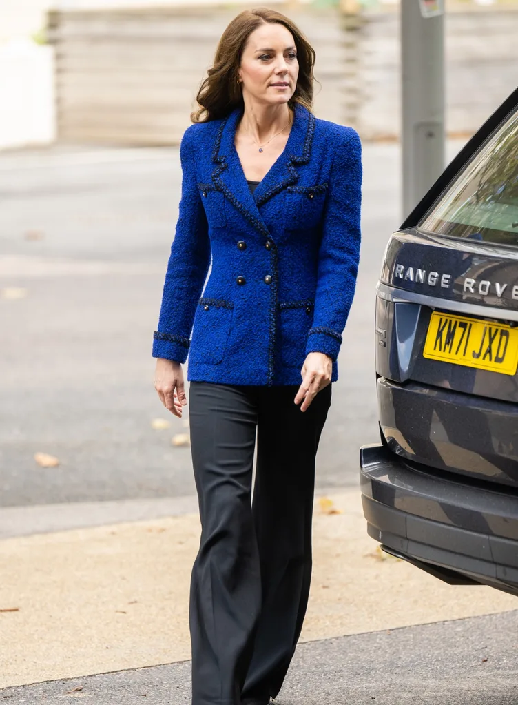 kate-middleton-blue-blazer