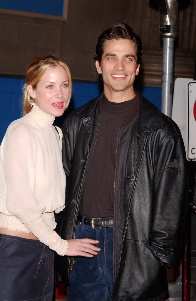 christina-applegate-Jonathon-Schaech