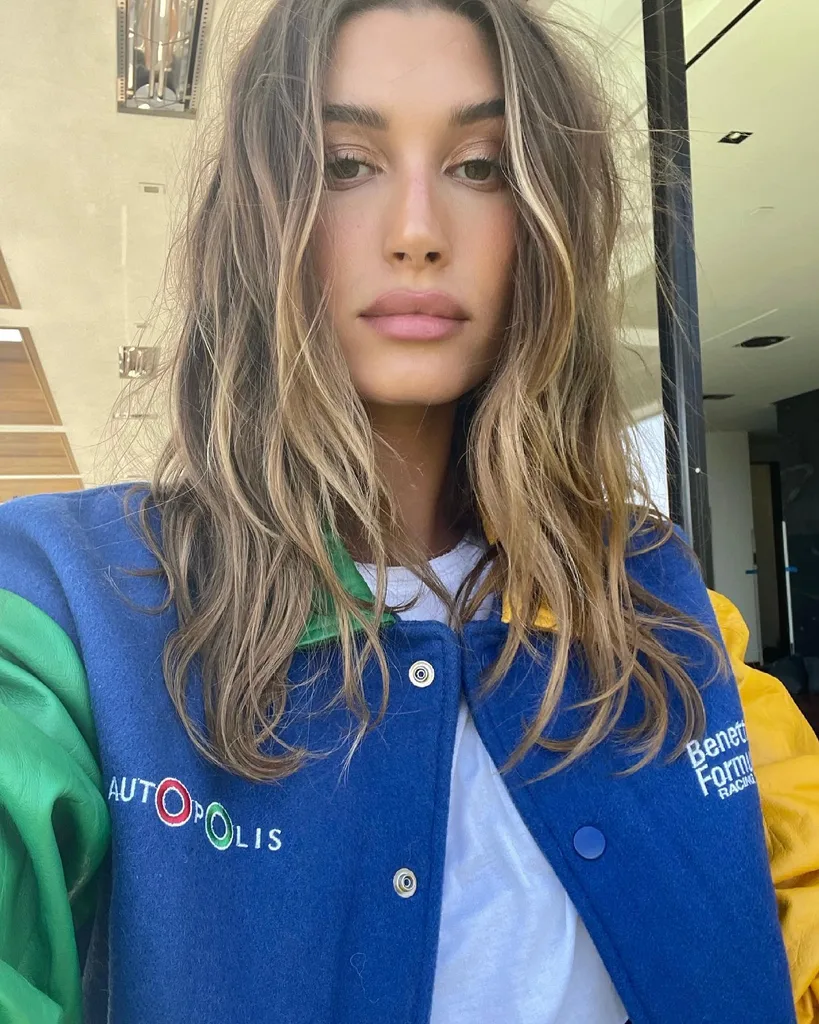 hailey bieber hair
