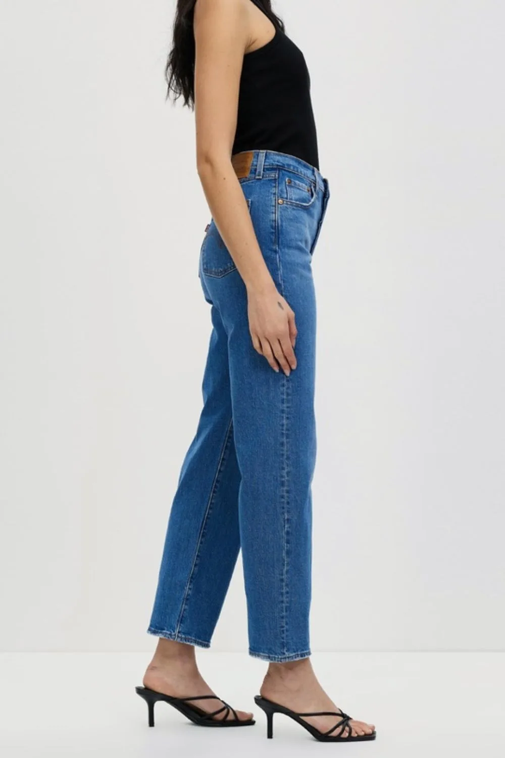 straight-leg-jeans