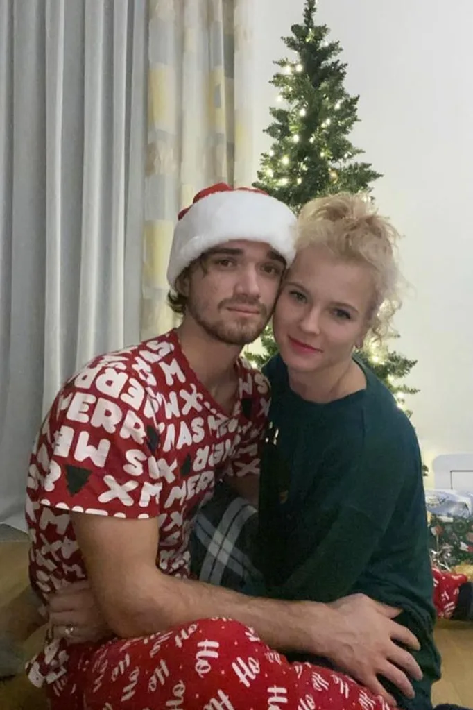 Katerina Siniakova and Tomas Machac at Christmas