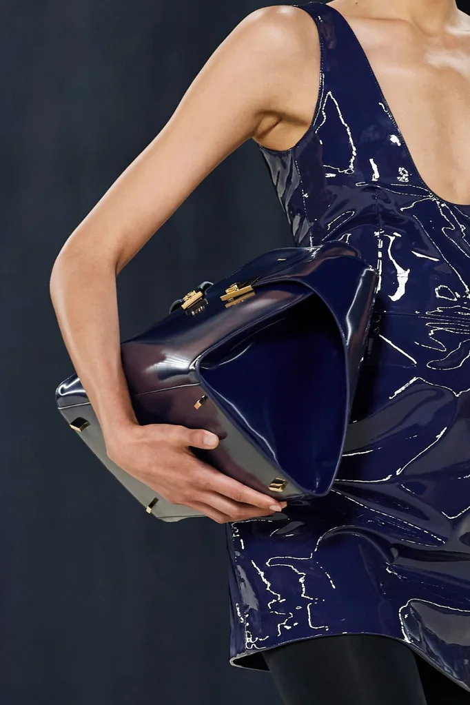 ferragamo-fashion-week-bags