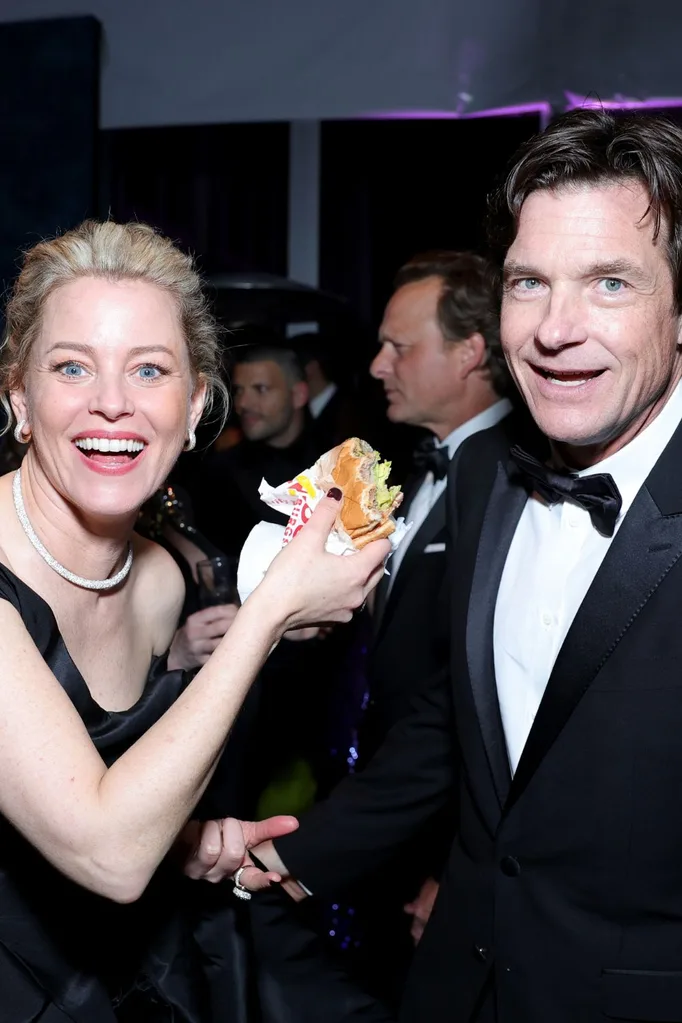 elizabeth-banks-jason-bateman-Vanity-fair-oscar-party