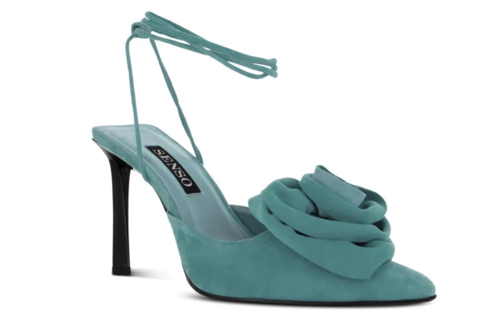 wedding-shoes-blue