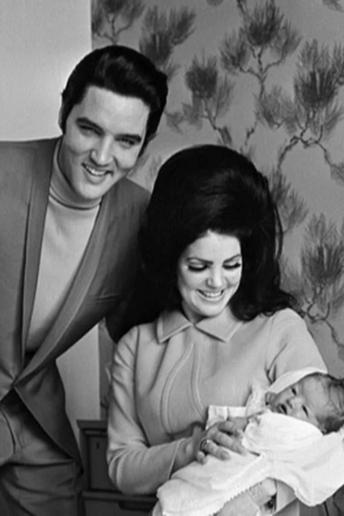 elvis-priscilla-isa-marie-presley