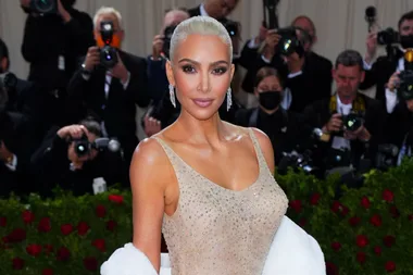 11 Of The Most Controversial Met Gala Looks Of All Time