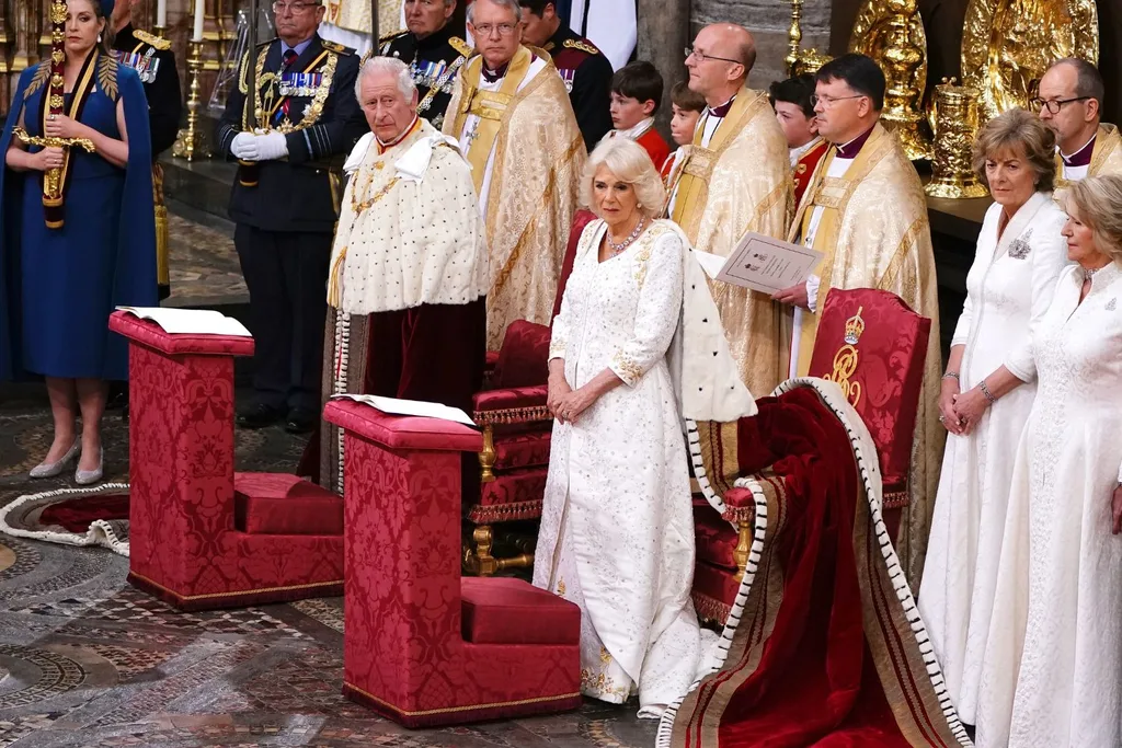 king-charles-queen-camilla-coronation-arrival