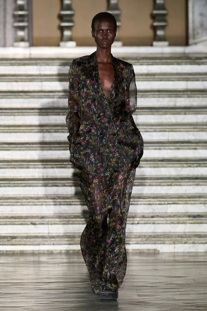 Max Mara Resort 2023