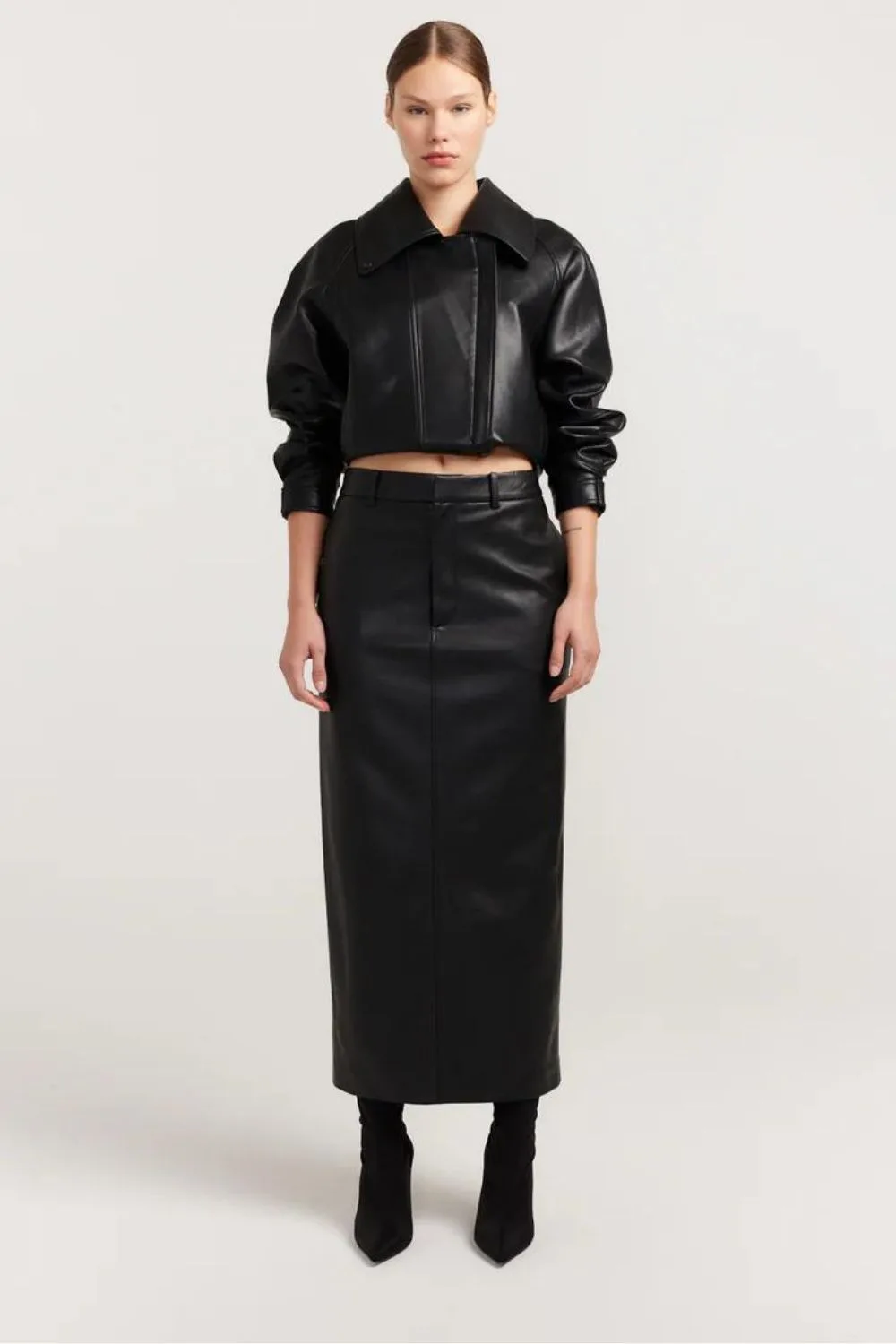 HENNE Gabriele Midi Skirt.