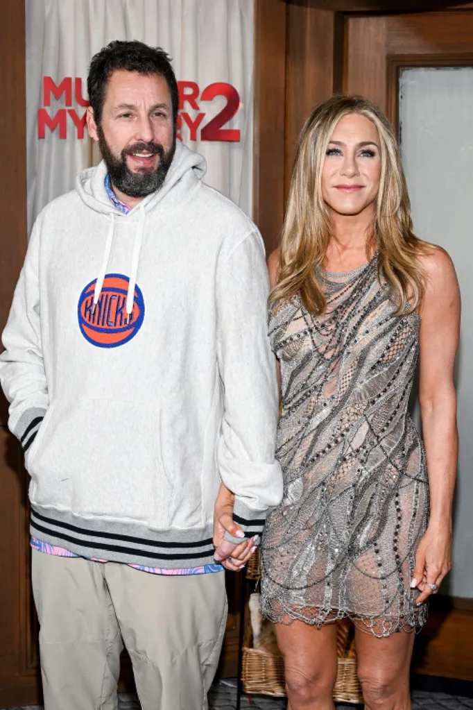 Jennifer Aniston and Adam Sandler