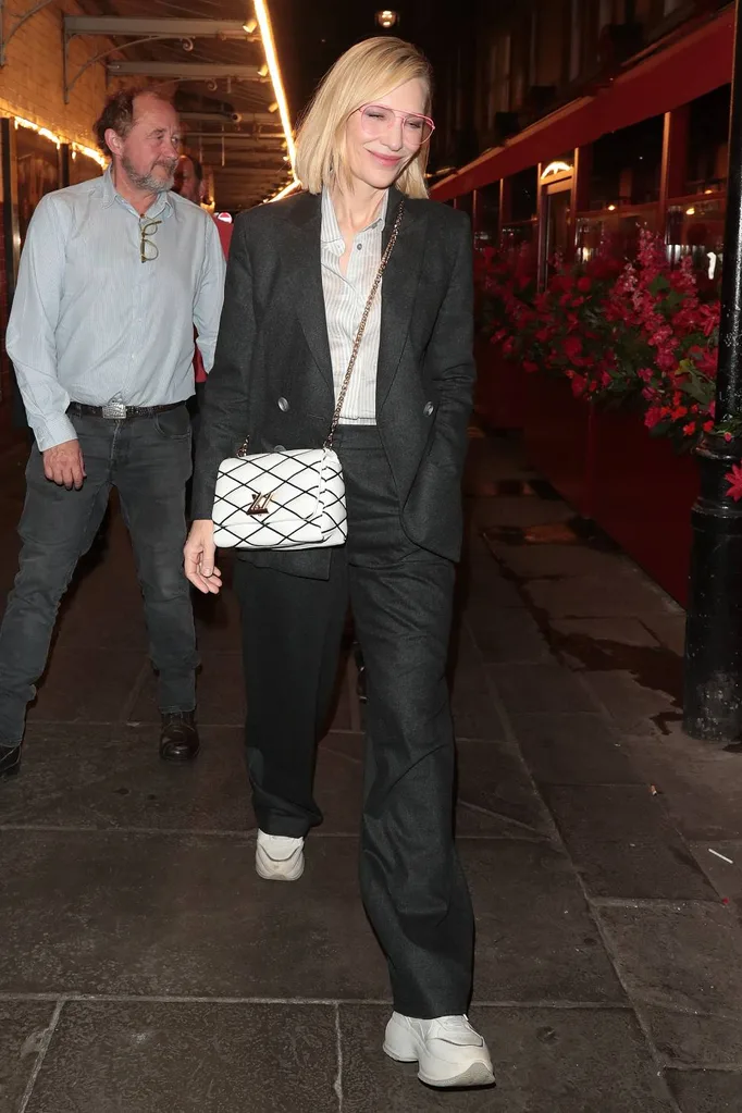 cate-blanchett-louis-vuitton-go-14-bag