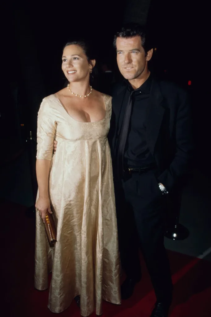 pierce-brosnan-keely-shaye-smith-relationship-timeline