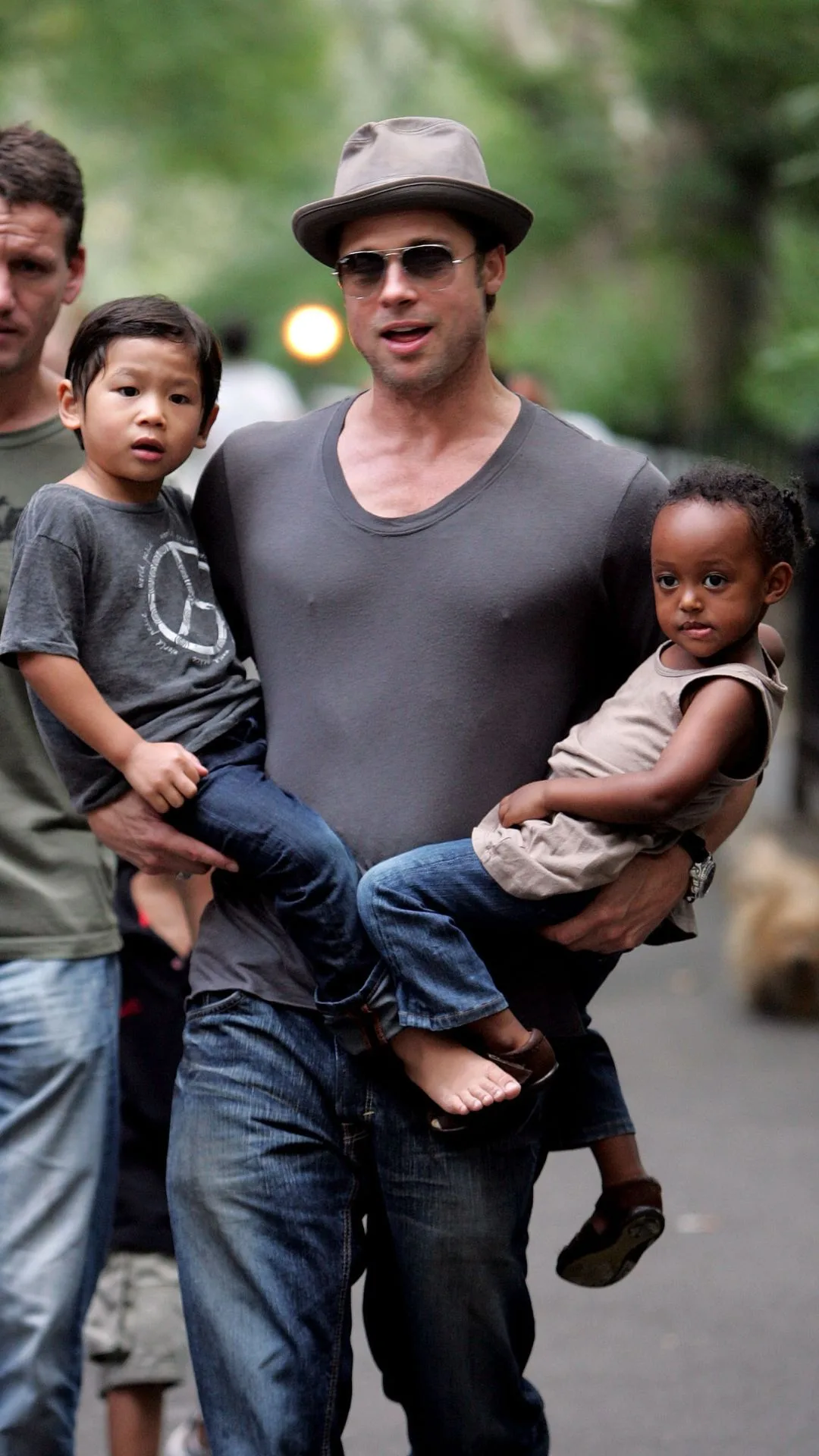 brad-pitt-kids