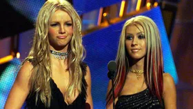 A Complete Timeline Of Britney Spears & Christina Aguilera&rsquo;s Friendship & Feud