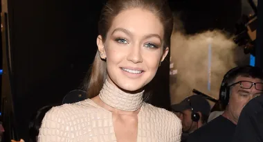 See Every One Of Gigi Hadid’s AMAs Looks