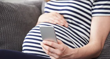 Doctors Urge Pregnant Women To Avoid Baby Apps After Two Stillbirths