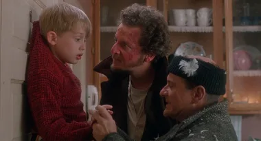 The 9 Christmas Movies We’ll Be Queuing On Netflix This December