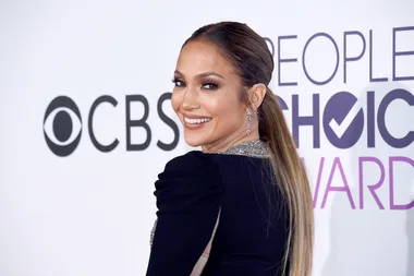 So this is how J.Lo gets her glow