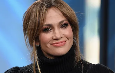 Jennifer Lopez Is The Latest Celeb To Debut A Make-Under