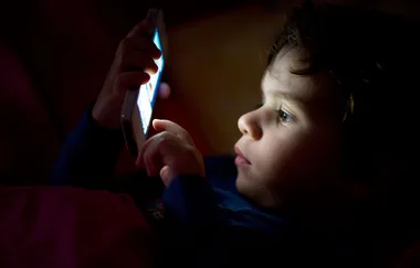 4-Year-Old Boy Miraculously Saves His Mum’s Life Using Siri