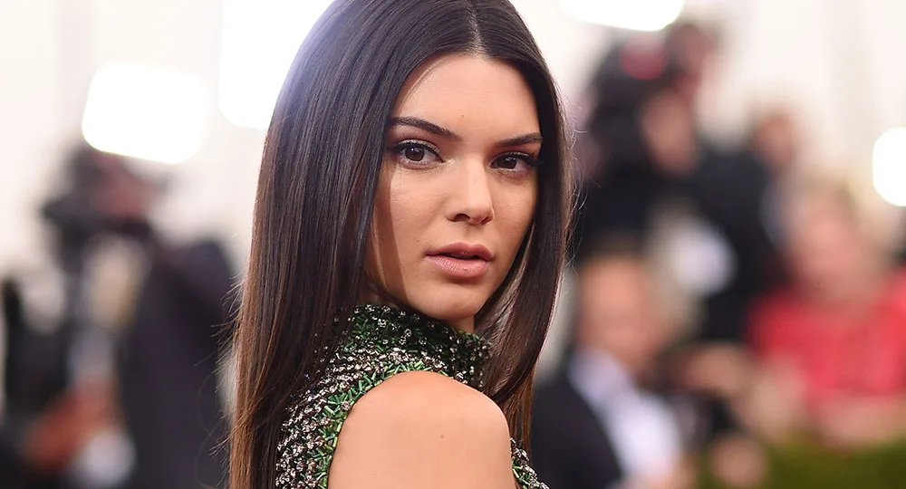Kendall Jenner Just Posted The Most Hilarious (But Shady) Comment On Scott Disick’s Instagram