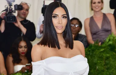 Kim Kardashian Can’t Get Enough Of This Dead Easy Eyeshadow Hack