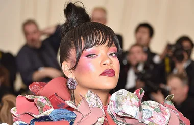 Rihanna Throws Shade At Everyone Else’s Met Gala Looks