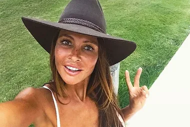 Pete Evans’ Wife Is Having Her  Breast Implants Removed This Week