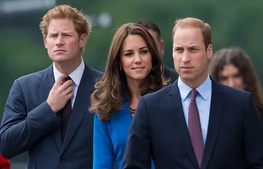Queen Elizabeth Tells Prince William And Prince Harry To Stop “Soul-Baring”
