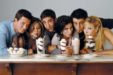 Matthew Perry Addresses Rumours The Friends Cast Hooked Up