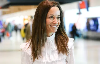 Pippa Middleton Dazzles In Erdem Dress