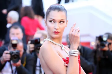 We Need To Talk About Bella Hadid’s Eyebrows