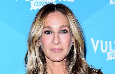 Sarah Jessica Parker Just Got A Sweeping Side Fringe