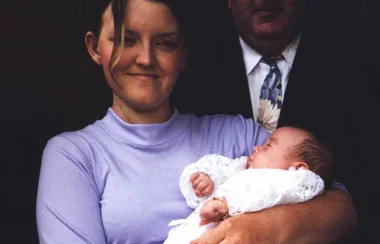 Weeks Before Being Found Dead, An Australian Mother Sent Chilling Text Messages