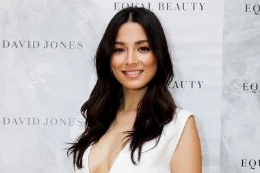 Jessica Gomes’ 2-Second Trick To Looking Amazing Every Day