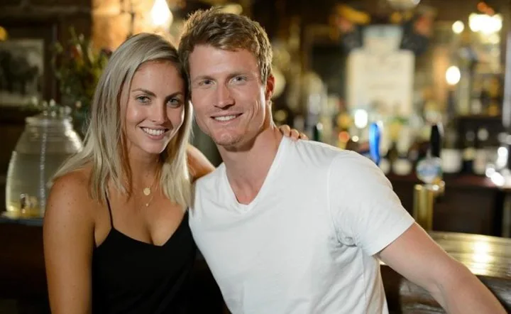 https://www.instylemag.com.au/article/celebrity/nikki-gogan-richie-strahan-single-dating