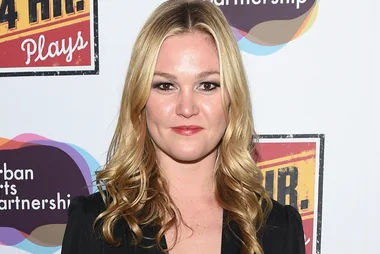 Pregnant Julia Stiles Shows Off Her Baby Bump While Camping
