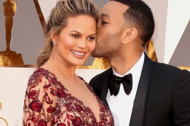 John Legend Just Posted A No Make-Up Photo Of Chrissy Teigen