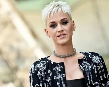 American Idol Regrets Hiring Katy Perry After Seeing Her Fail Hosting The VMAs