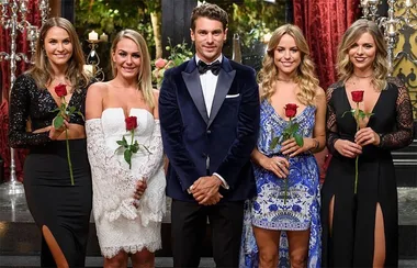 The Most Hilarious Twitter Reactions To The Bachelor’s Hometown Visits