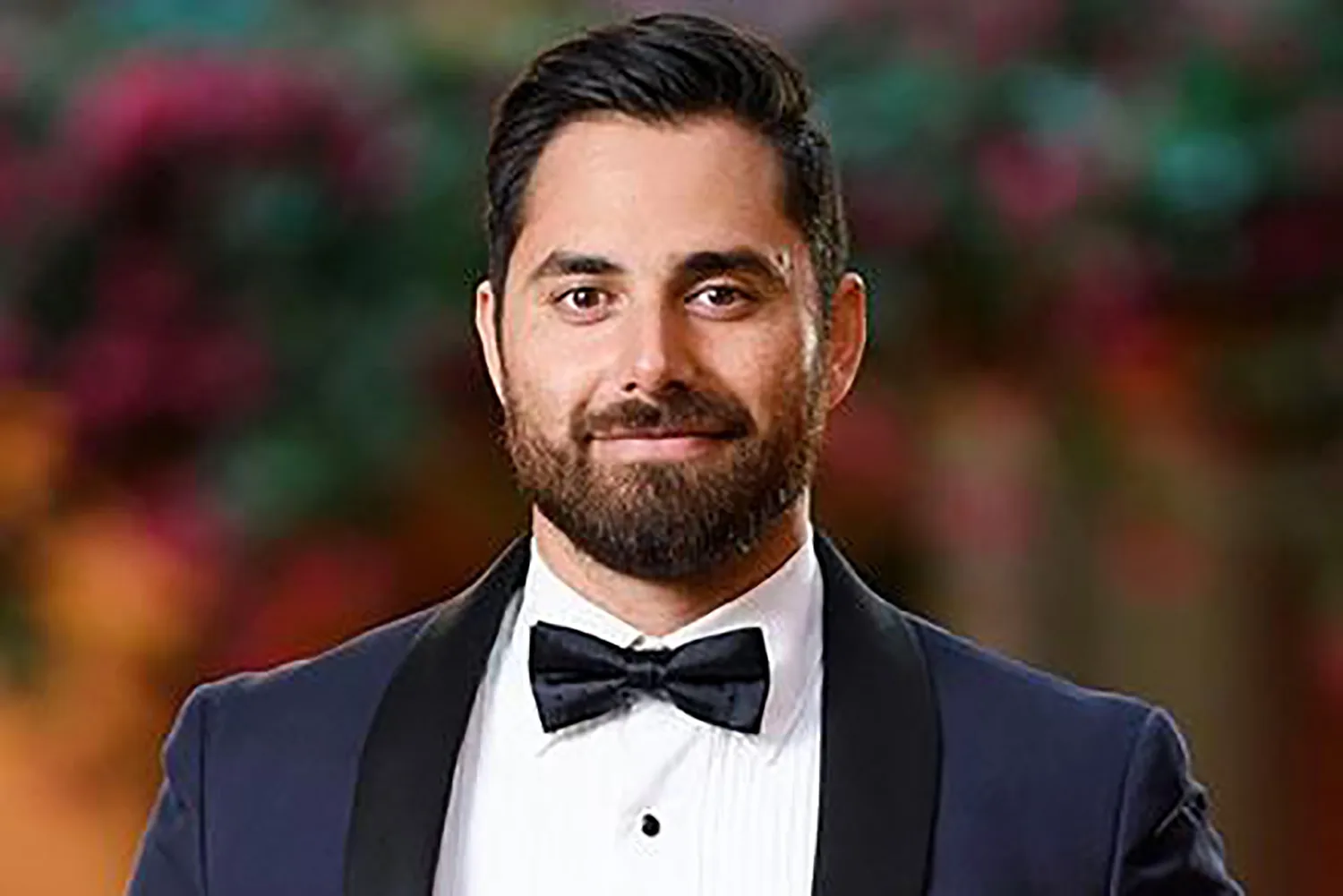 Eliminated Bachelorette Contestant Eden Has Picked This Frontrunner To Win