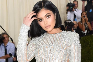 Pregnant Kylie Jenner Glows In New Baby Bump Photos