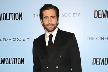 Jake Gyllenhaal Wants You To Find Him A Girlfriend