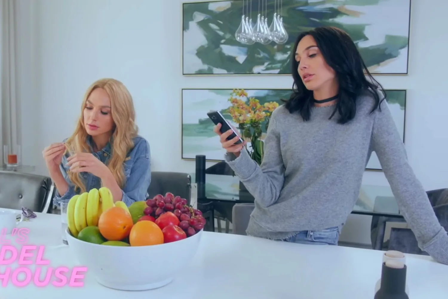 Gal Gadot Just Did A Flawless Kendall Jenner And Gigi Hadid Impression