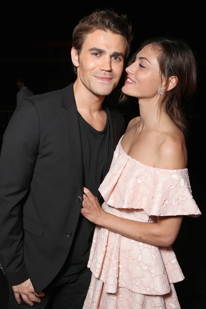 Phoebe Tonkin and Paul Wesley